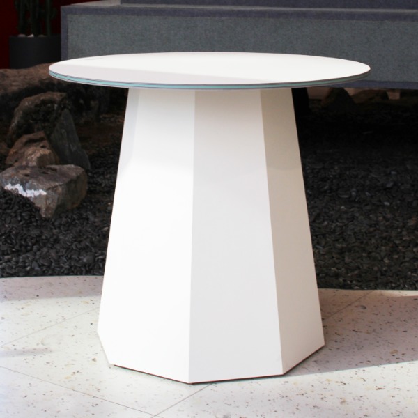 Oyster Compact Table